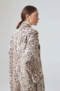 palto_s_zhakkardovym_printom_leopard_iz_merinosa_i_khlopka_bezhevyy_miks